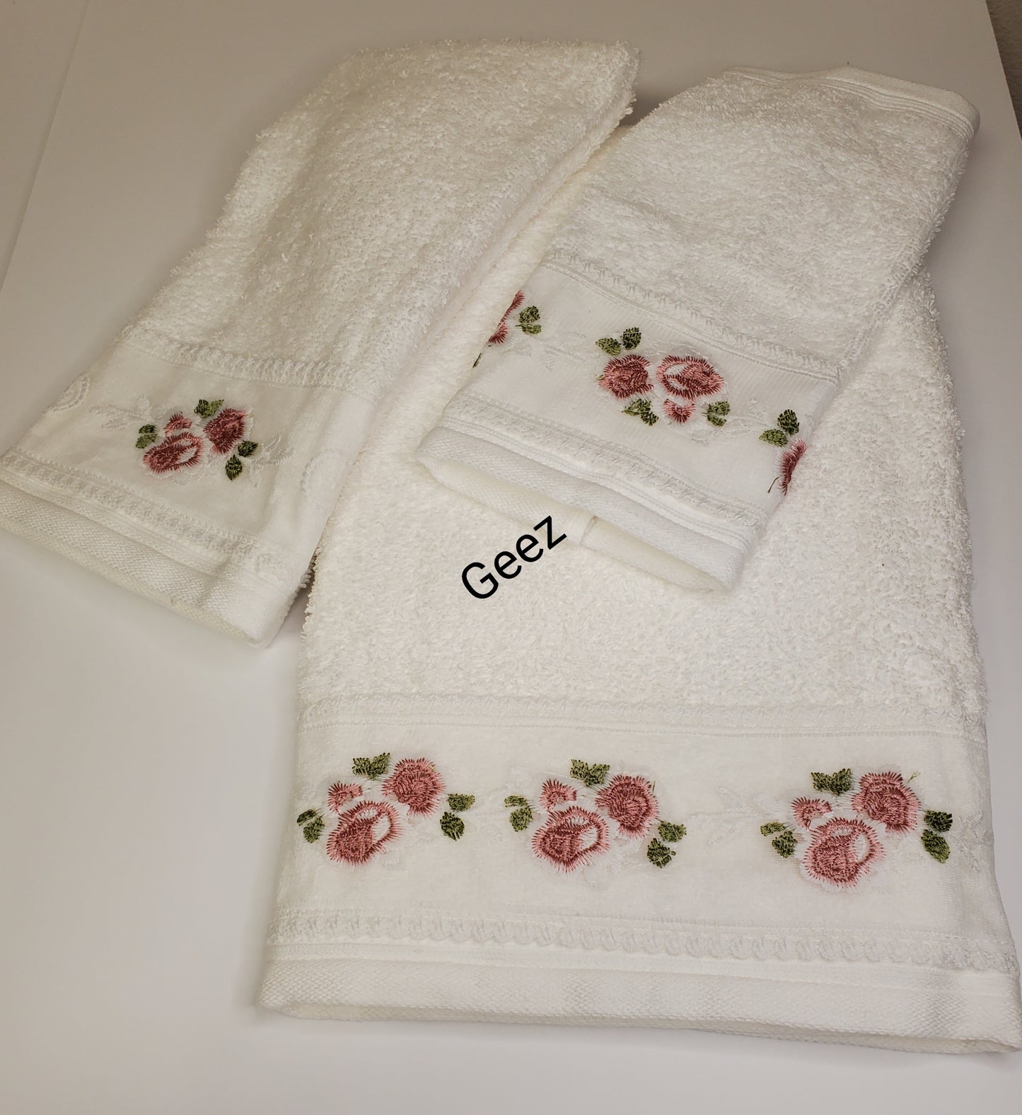 Darissa Home Expression 3PC Decorative Bath Towel Set