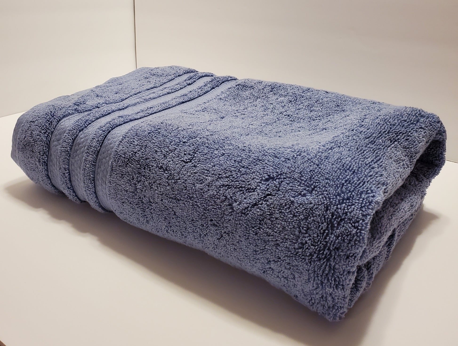 Liz Claiborne Luxury Egyptian Bath Towel – GEEZ HOME DECOR LLC